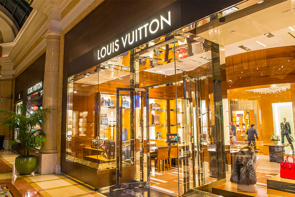 Louis-Vuitton-store.jpg